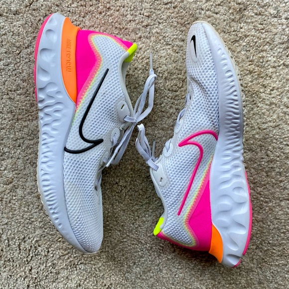 Nike Shoes - Nike Renew Run Shoes